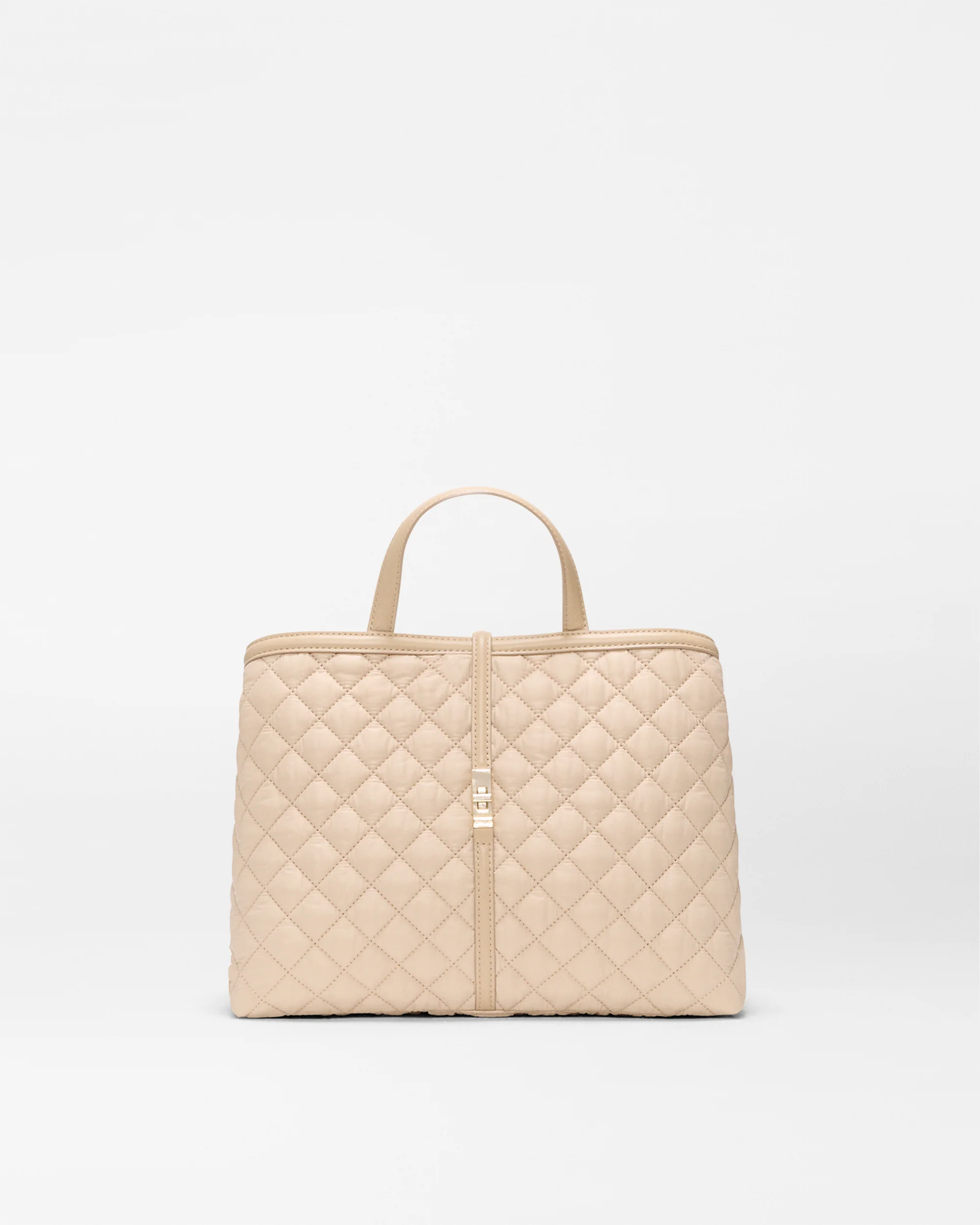 Product Group: Medium Astor Top Handle